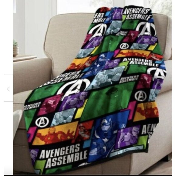 Marvel Avengers Kids Super Plush Throw Blanket 46" x 60" Soft & Cozy New - Picture 2 of 6